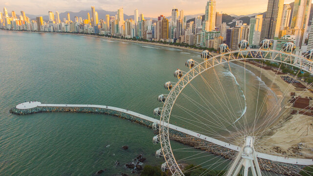 Fg Big Wheel em Balne&aacute;rio Cambori&uacute;