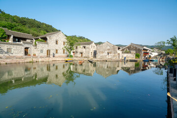 Fototapeta na wymiar The old building by the lake, Hanling old street, Ningbo, Zhejiang, China