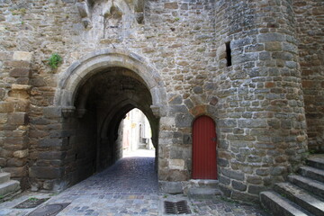 Fototapeta premium Dinan, Francia. Bonita ciudad de la bretaña francesa.
