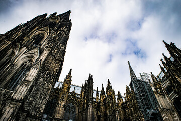 Fototapeta premium ケルン大聖堂の姿と景色