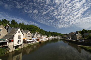 Obraz premium Dinan, Francia. Bonita ciudad de la bretaña francesa.