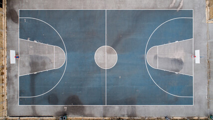 Top down view of public basketball court. School college with Basketball court - 434788996