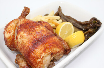 pollo asado con patatas