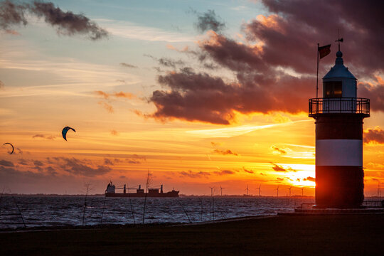 Wremen, Kleiner Preu&szlig;e, Sonnenuntergang, Wurster Nordseek&uuml;ste, Cuxland, Niedersachsen