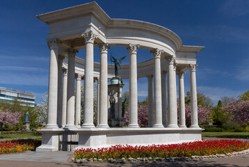 Welsh National War Memorial in Alexandra Gardens, Cathays Park, Cardiff, Wales, UK