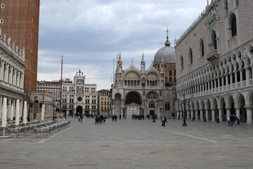 Fototapeta premium Vista chiesa piazza san marco venezia