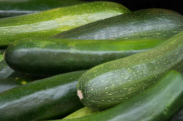Zuccini Courgettes for Sale