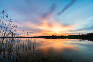 Obraz premium Cloudy Sunset at the Sea Sonnenuntergang am See