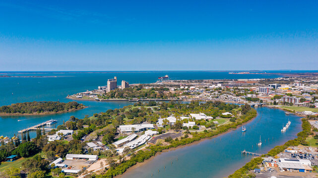 Bird's eye view of the port and marina of Gladstone