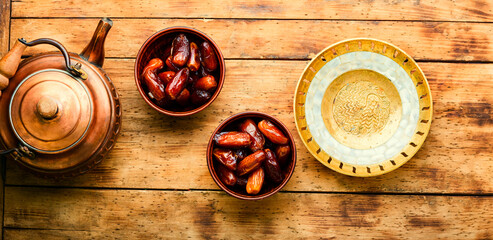 Sweetness of dried dates for tea