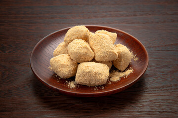 駄菓子の手作り黄粉飴