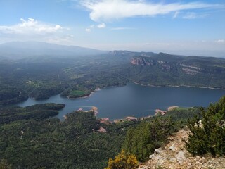 fonfo, fondo escrotorio, vertigo, tavertet, barcelona, montaña, altura, paisaje, empresionante, avismo, contemplar, pantano de sau, azul, cielo, tierra, creacion, perfecto, mañana, dia, excursión, esp