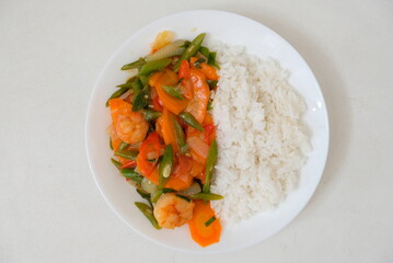 Stir fried vegetable with shrimp.