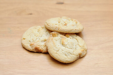 White Chocolate Macadamia Cookies