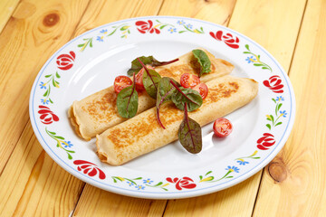 pancakes with cheesa and ham