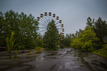 Pripyat, a ghost town, the consequences of a disaster, what a city without people looks like now,...