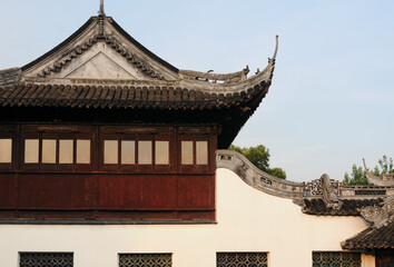 Fototapeta premium Chinese tradicional building in the Yuyuan Garden, Shanghai, China 