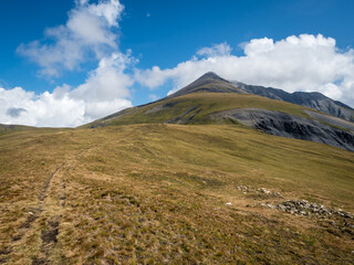 Fototapeta na wymiar Hiking the Emparis plateau in french Alps