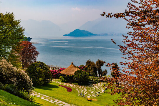Villa di Melzi in Bellagio has a beautiful botanical garden.. The villa and its garden are  directly on Lake Como.
