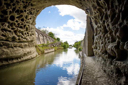 Le Tunnel de Malpas du Canal du Midi