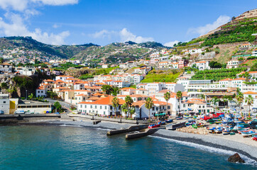 Fototapeta na wymiar Harbor and village of Camara de Lobos, Madeira
