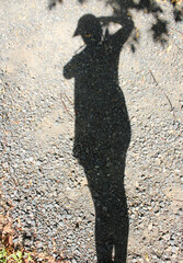 Figura de mujer , sombra