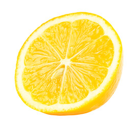 Demi citron avec graines isolé sur fond blanc.