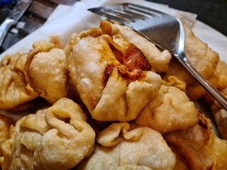 Calzoni fritti in padella