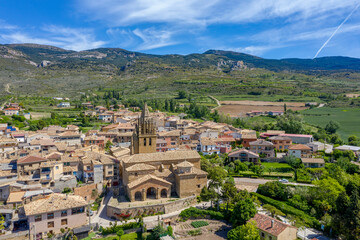 Fototapeta na wymiar Church of San Esteban in Loarre Huesca Spain, in the background the Castle