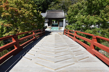 室生寺　太鼓橋から本坊山門を望む　奈良県宇陀市