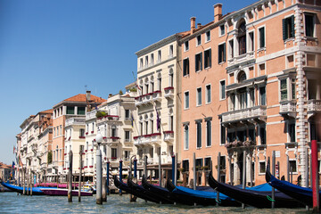 gondolas 