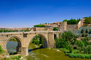 Fototapeta na wymiar St Martin's Bridge, a medieval bridge across the river Tagus in Toledo, Spain