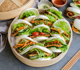 Homemade asian vegetarian cuisine / Teriyaki & Thai Sweet Chili Tempeh Bacon Guo Bao / Healthy and delicious meals for weight watcher and light eater