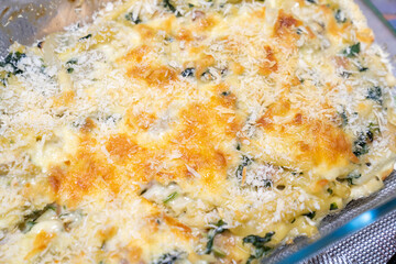 美味しそうな手作りグラタンの写真