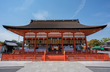 京都　伏見稲荷大社の外拝殿