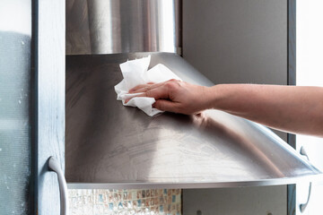 hand wipes stainless steel range hood at home