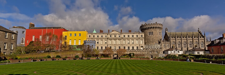 Fototapeta na wymiar Medieval record tower and chapel of Dublin Castle, view from the Dubhlinn gardens 
