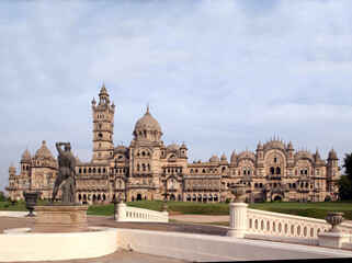 Baroda Palace, Gujarat - obrazy, fototapety, plakaty