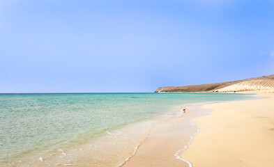Zuid Fuertevetura, Playa de Sotavento de Jandia. Sotaventostrand in Fuerteventura, Canarische Eilanden, Spanje.