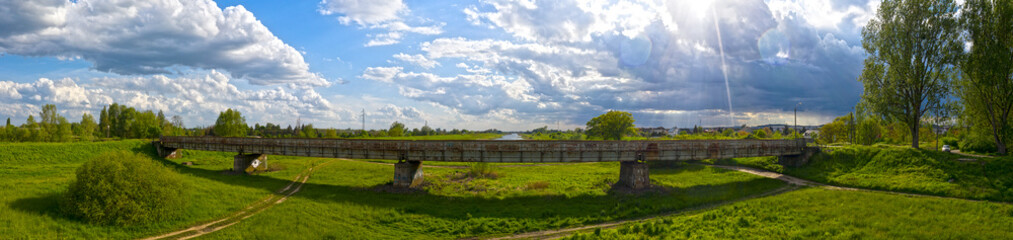 Stary most kolejowy, Kanał Ulgi, miasto Gorzów Wielkopolski - obrazy, fototapety, plakaty