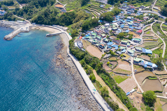 The scenery of the seaside town from the aerial photograph

