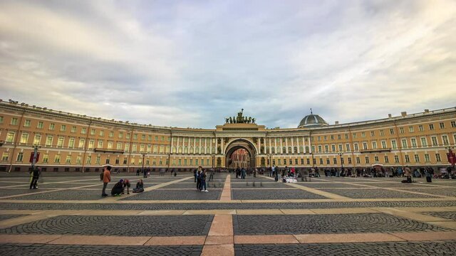 tourists and vacationers on the palace square of St. Petersburg. tourist season, movement of people