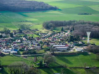 vue aérienne de la ville de Drocourt dans les Yvelines en France