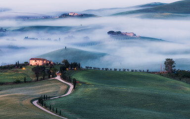 Italy, Tuscany, morning, scenic - 435097101