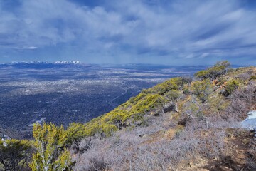 Fototapeta na wymiar Grandeur Peak hiking trail loop views spring back around Bonneville Shoreline Pipe Line Overlook Rattlesnake Gulch trail, Wasatch Front Rocky Mountains, by Salt Lake City, Utah. United States. USA