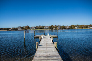 Obraz premium Wooden Boating Dock On the Bay/Ocean