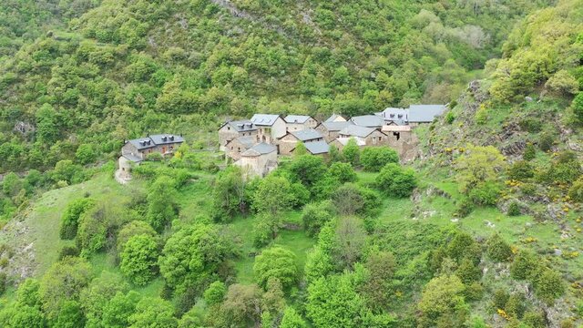 Pamoramica of the mountain town of Coll, Catalonia - Spain. It belongs to the municipality of Valle de Bohi, in the province of Lleida