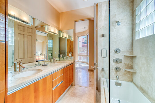 Home interior bathroom 