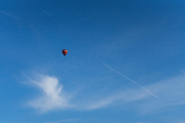 Hot air balloon in cloudless sky