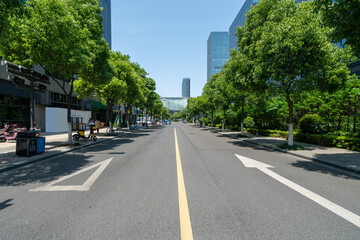 Obraz premium Highway and financial center office building in Ningbo, China